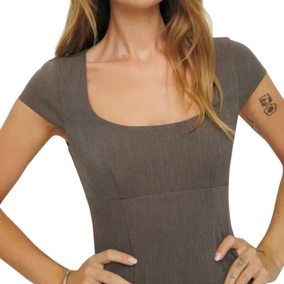 NWT Reformation Coco Pencil Midi Dress in Cafe Size 2 - Picture 4 of 16